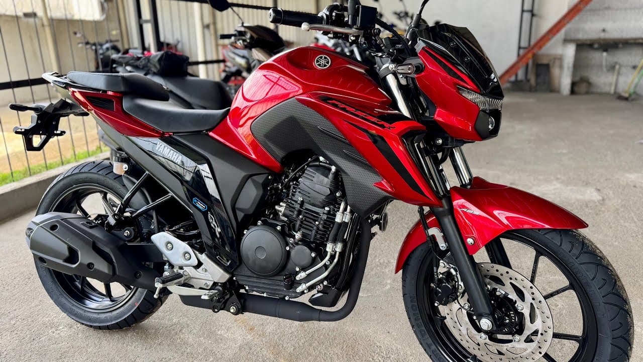 Moto Yamaha FZ 25